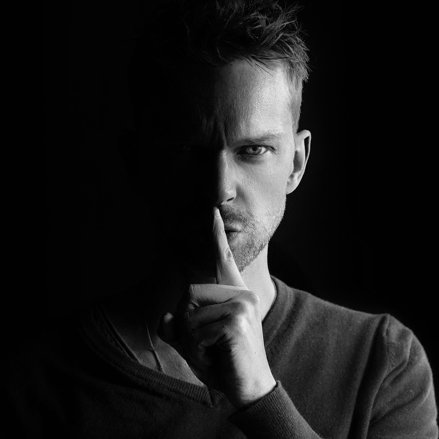 Le droit de se taire n’a pas fini de faire&nbsp;parler